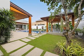 Villa Hemi 2BR Modern Thai Style