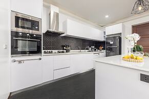 Villa Hemi 2BR Modern Thai Style