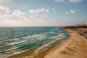 Haifa Beachside Stay by Sea N' Rent