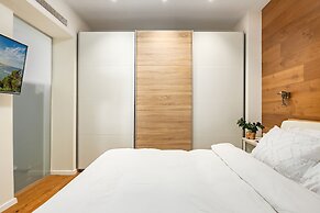 Haifa Beachside Stay by Sea N' Rent