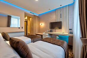 Aria City Boutique Hotel