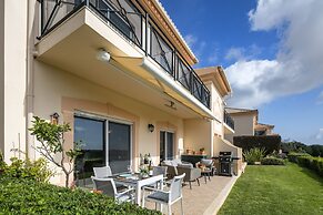 Fairview Golfside Apartment at Boavista