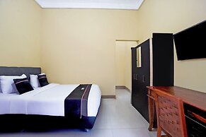 Hotel D'best Kutisari 6 Hour Stay