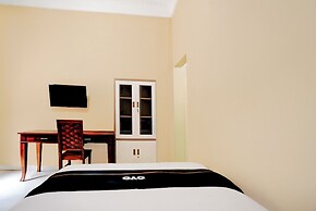 Hotel D'best Kutisari 6 Hour Stay