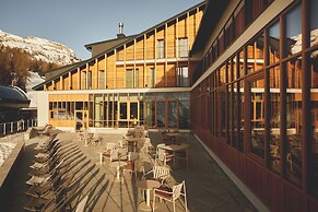 Rifugio Colere 1600 by Cloud 7
