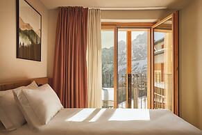 Rifugio Colere 1600 by Cloud 7