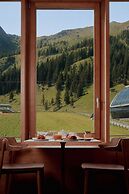 Rifugio Colere 1600 by Cloud 7