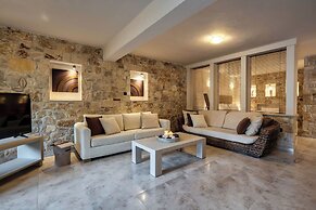 Palmrise Luxury Villas