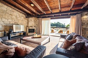 Palmrise Luxury Villas