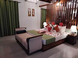 River Shades Hotel