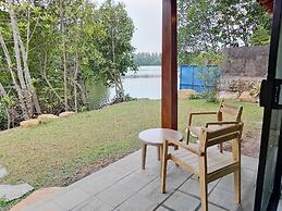 River Shades Hotel