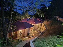 River Shades Hotel