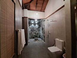 River Shades Hotel