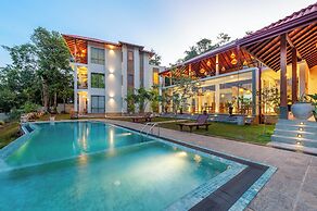 River Shades Hotel