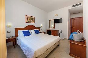 Helios Hotel