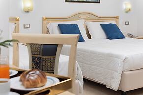 Helios Hotel