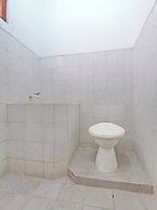 OYO 95023 Hotel Alamanda Garut