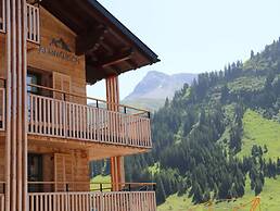 Almrausch Lech Apartments