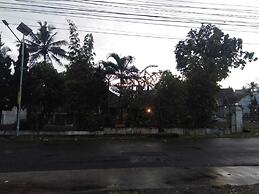 OYO 95039 Hotel Agung Permata Artha