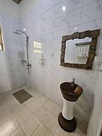 Bugoma Palms Resort Beach and Hotel