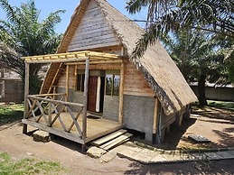 Bugoma Palms Resort Beach and Hotel