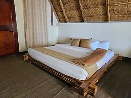 Bugoma Palms Resort Beach and Hotel