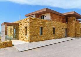 Redrock 1 br chalet  faqra . Faraya