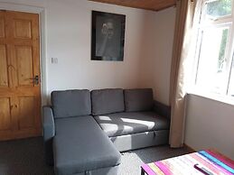 Spacious Birmingham House - 7 Guests -free Parking