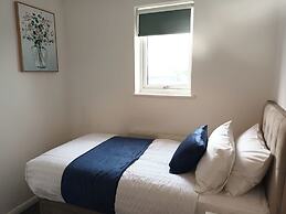 Spacious Birmingham House - 7 Guests -free Parking