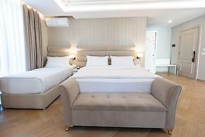 FAFA Aqua Blue Hotel