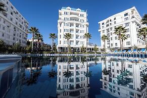 FAFA Aqua Blue Hotel