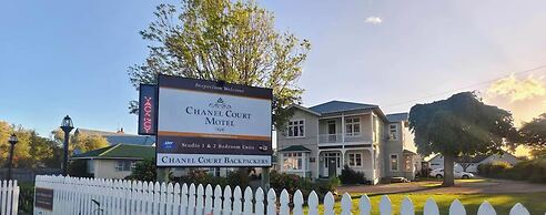 Chanel Court Motel
