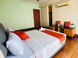 183 Ampang KLCC by Widebed