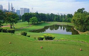 183 Ampang KLCC by Widebed