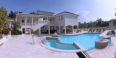 Lifestyle Tropical Stays