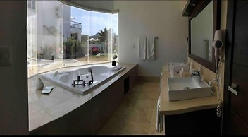 Lifestyle Tropical Stays