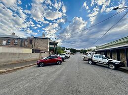 Royal Exchange Hotel Burra