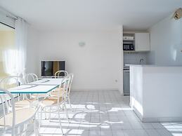 Retreat for 8 With Shared Pool