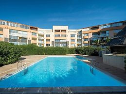 Retreat for 8 With Shared Pool
