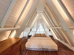 Frame Cabin with Endless Rice Field View