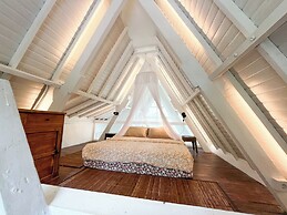 Frame Cabin with Endless Rice Field View