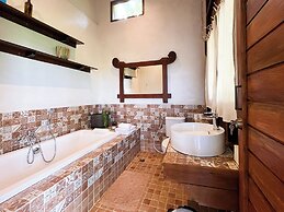 Frame Cabin with Endless Rice Field View