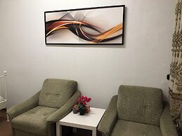 Modern 2BR Apartment Near Danube