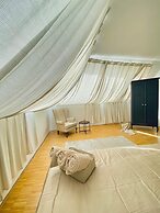 Comfy 3BR Apt With Living Room Balcony