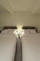 Hello Hostel