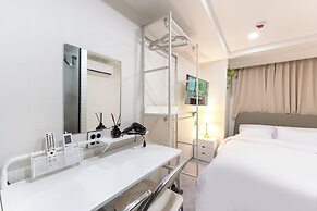 Hello Hostel