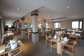 Vinaika Eco-Resort