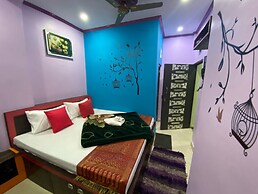 Hotel Aditya Varanasi