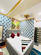 Hotel Aditya Varanasi