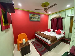 Hotel Aditya Varanasi